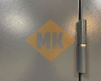 дверные петли металлической двери